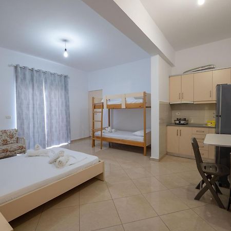 Vila Flamuri Sarandë Buitenkant foto