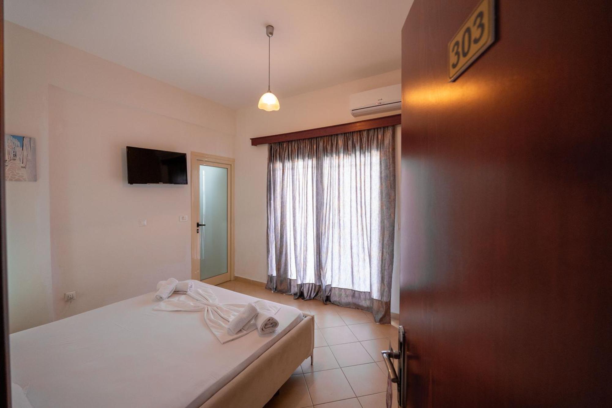 Vila Flamuri Sarandë Buitenkant foto